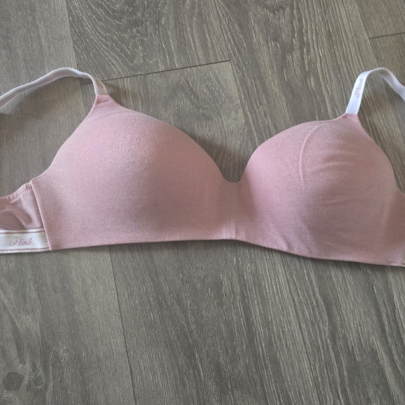 PINK Wear EverywhereWear Everywhere Push-Up Wireless Bra. only tried on twice a - Picture 1 of 3